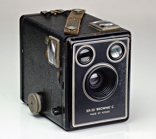 Kodak-box-brownie-camera
