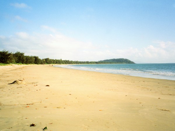 Qld run 03 Four Mile Beach 01