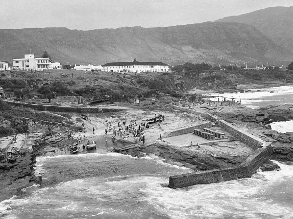 Cape-hh-trip-b&w-107