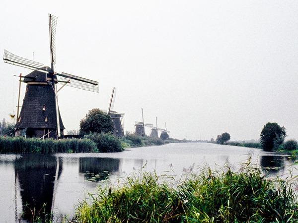 Countries-003-Netherlands-02
