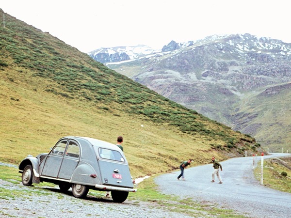 Countries-023-Andorra-02