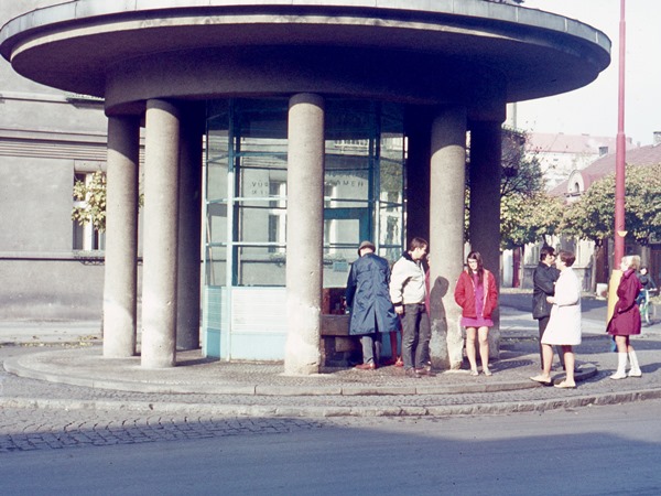 Countries-034-Czechoslovakia-03