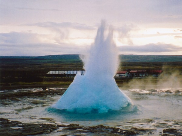 Countries-059-Iceland-02